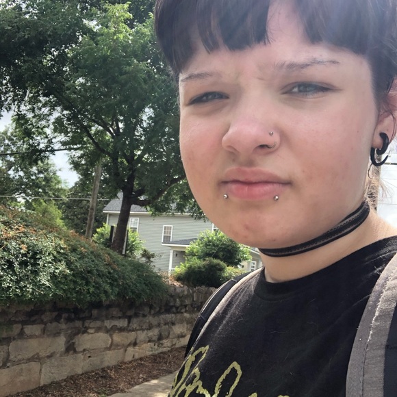 Meet your Posher, Mazzi - Picture 1 of 13